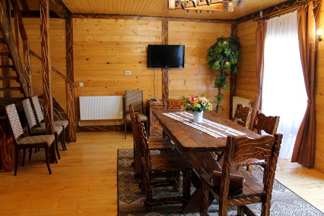 Szlachta Cottage Bukovel Eksteriør billede