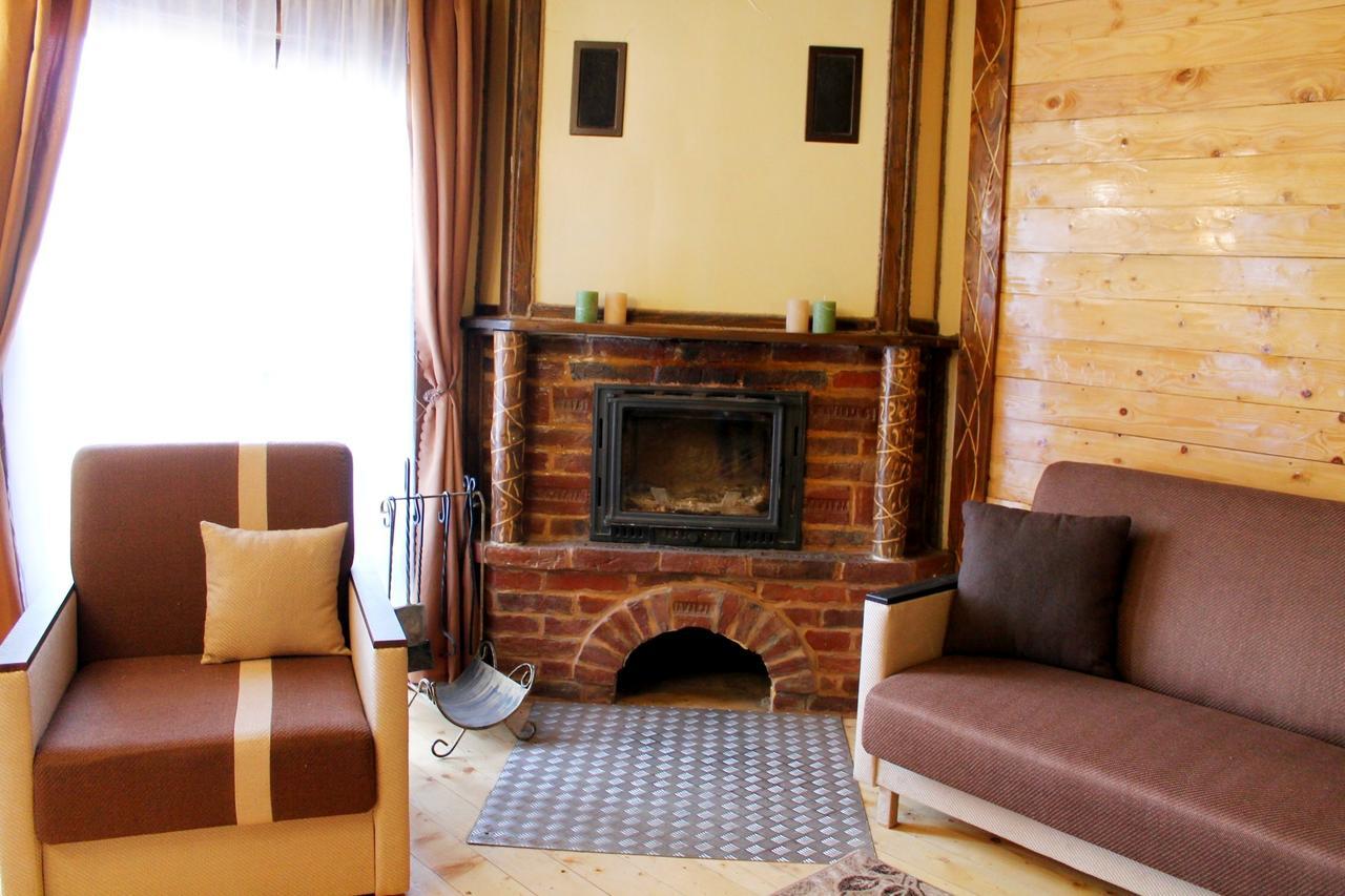 Szlachta Cottage Bukovel Eksteriør billede